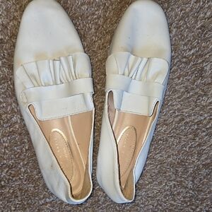 Kelly & Katie Cream Loafers